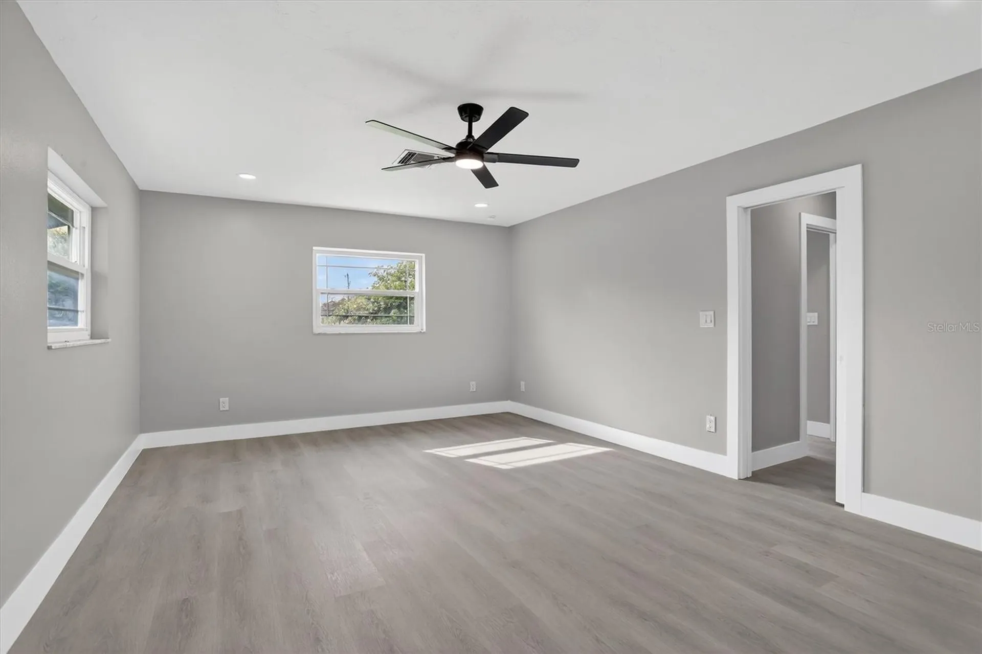 1658 Jeffords Street Clearwater FL 33756