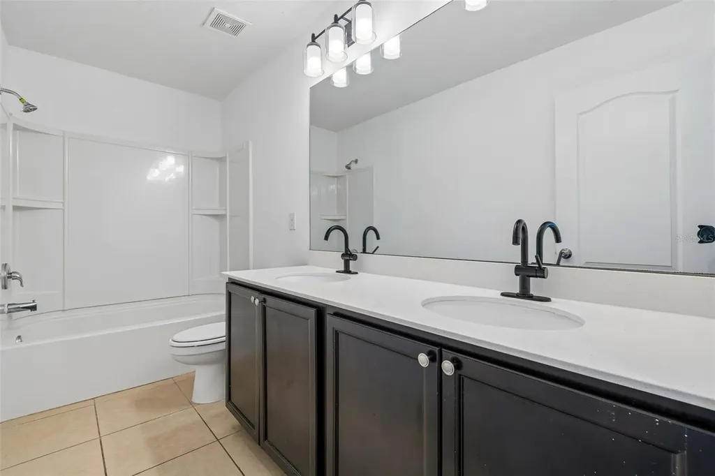 1009 Culbreath Green Court Ruskin FL 33570