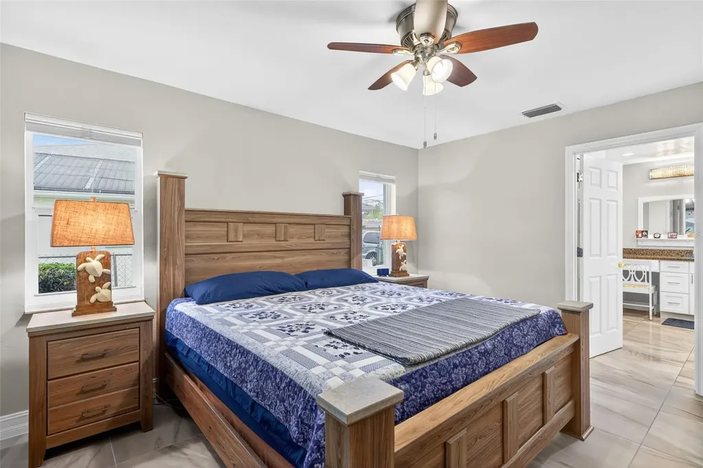 432 NE 18th Avenue Cape Coral FL 33909