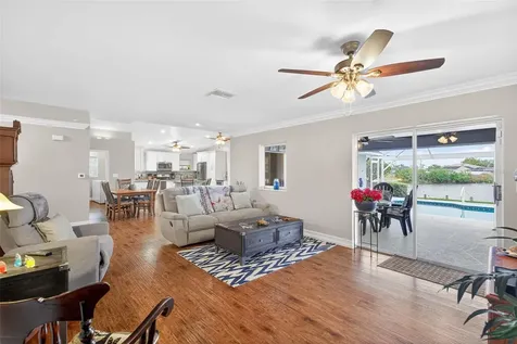 432 NE 18th Avenue Cape Coral FL 33909