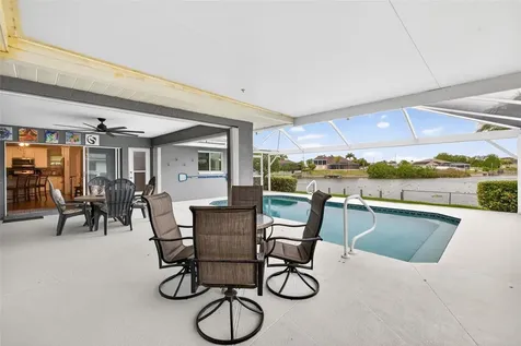432 NE 18th Avenue Cape Coral FL 33909