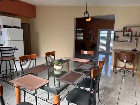 820 Calle Jardin Hatillo PR 00659