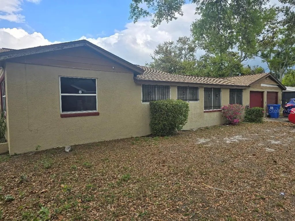 746 38th Avenue S St Petersburg FL 33705
