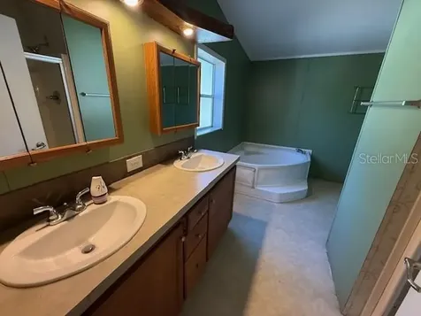 4899 Merlin Circle Dade City FL 33523