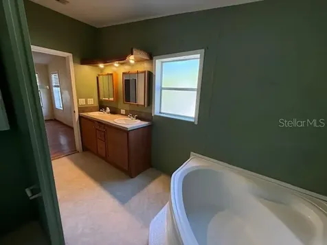 4899 Merlin Circle Dade City FL 33523