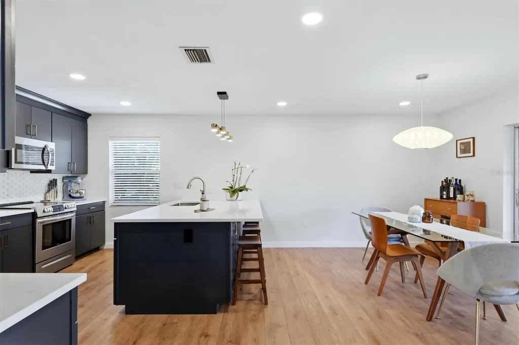 6519 Waterford Circle Sarasota FL 34238