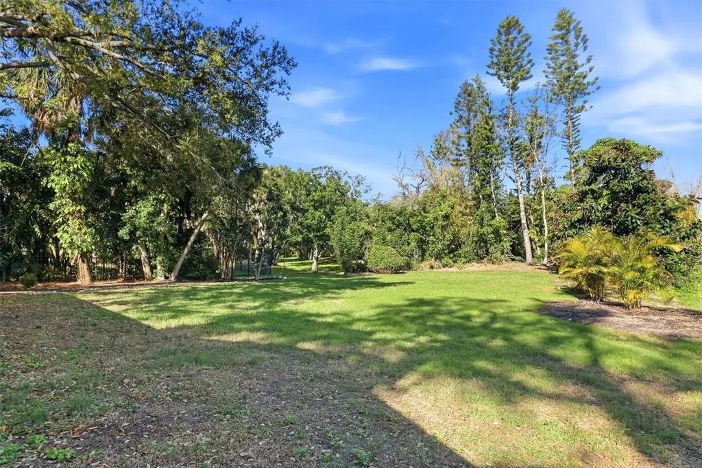 6519 Waterford Circle Sarasota FL 34238
