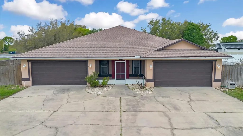 1980 Summer Court Kissimmee FL 34744