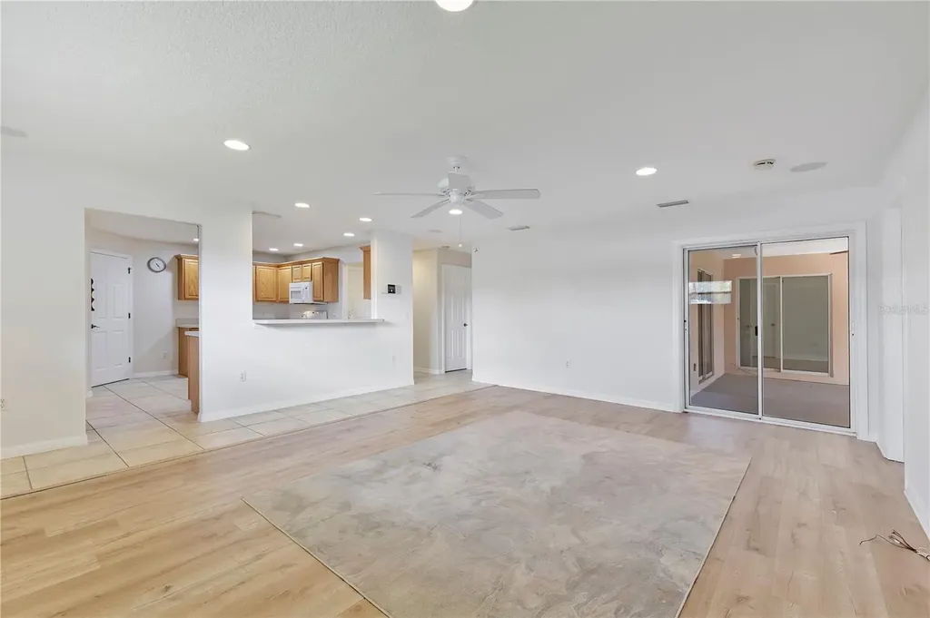 1980 Summer Court Kissimmee FL 34744