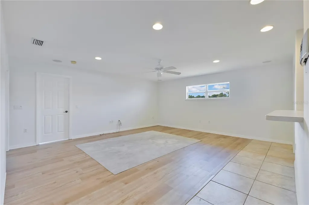 1980 Summer Court Kissimmee FL 34744