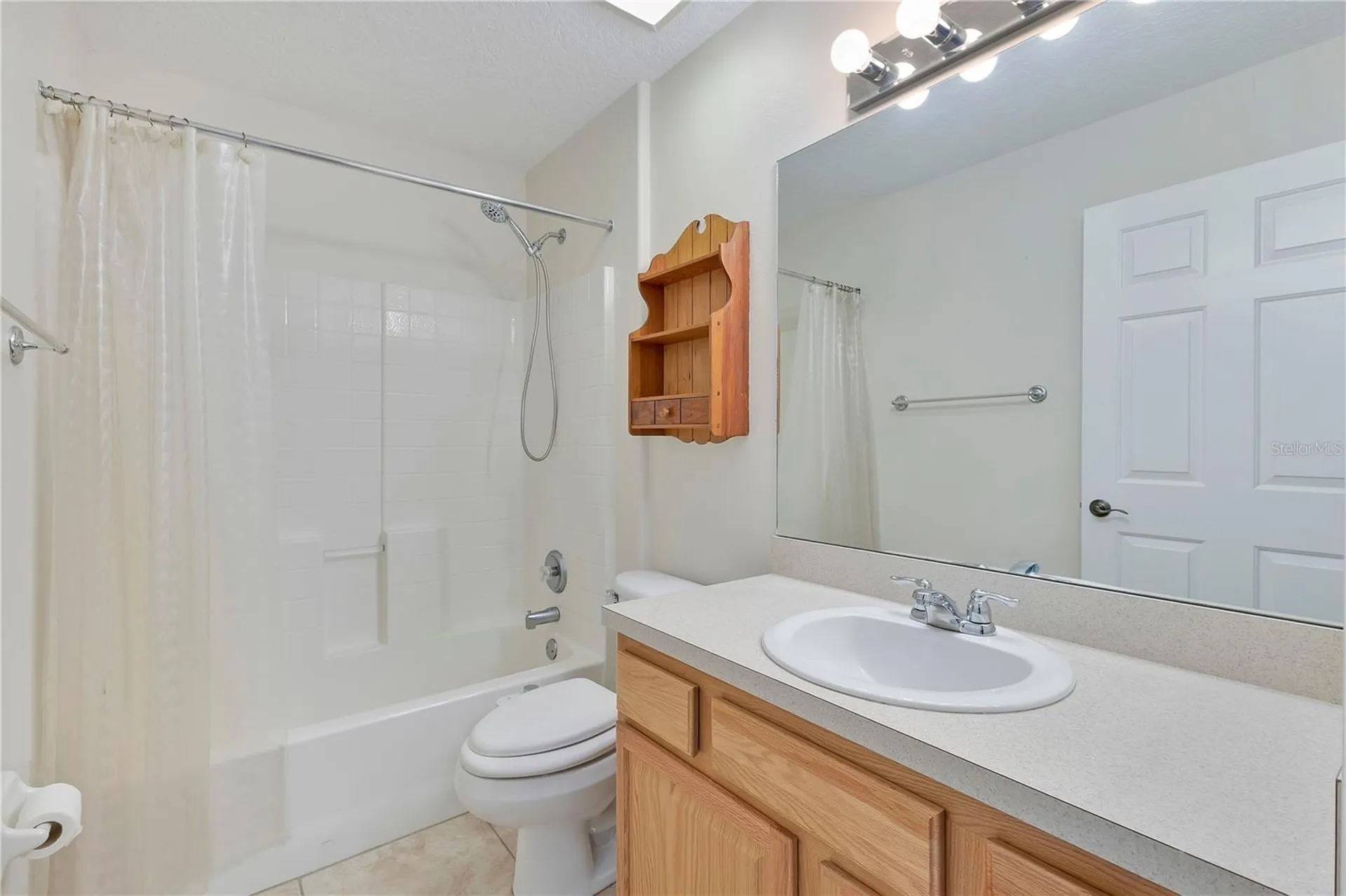 1980 Summer Court Kissimmee FL 34744