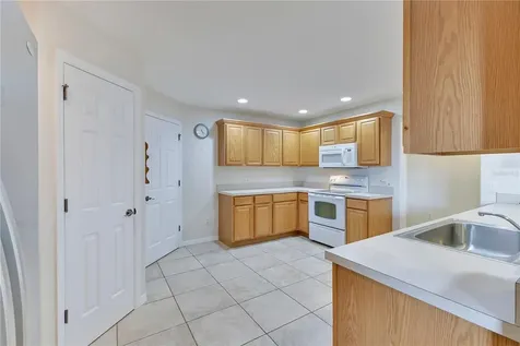 1980 Summer Court Kissimmee FL 34744