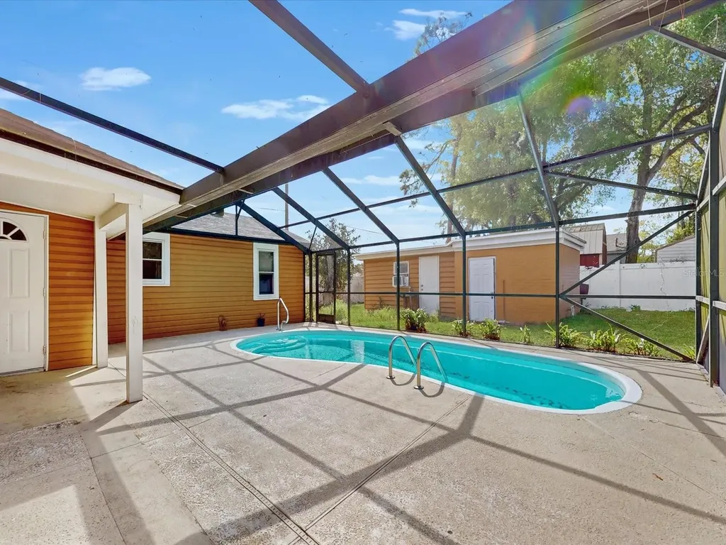2017 Miller Boulevard Fruitland Park FL 34731
