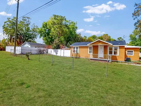 2017 Miller Boulevard Fruitland Park FL 34731