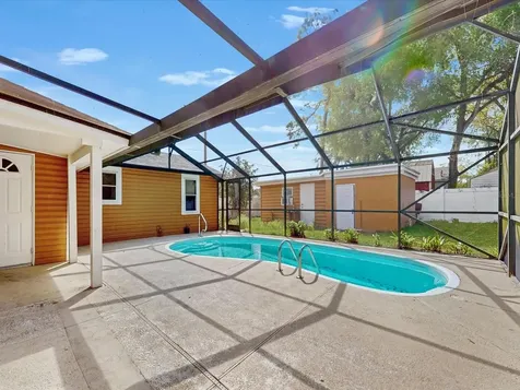 2017 Miller Boulevard Fruitland Park FL 34731