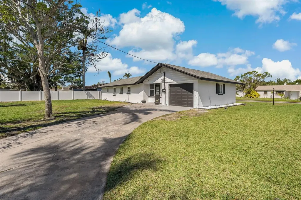 1838 1st Avenue E Bradenton FL 34208