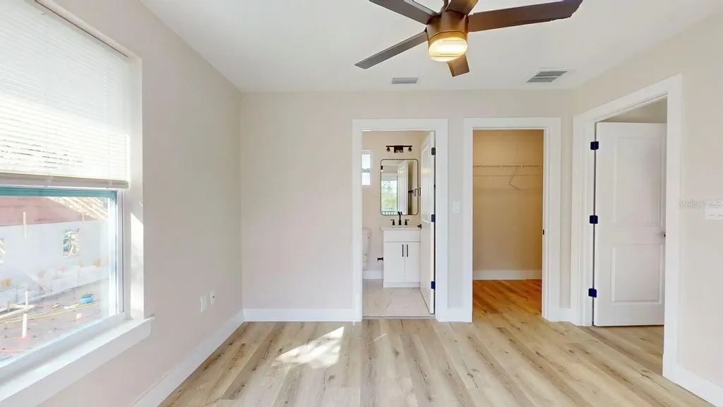 5112 3rd Avenue N St Petersburg FL 33710