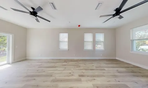5112 3rd Avenue N St Petersburg FL 33710