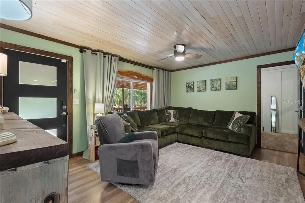 5850 NW 50th Street Bell FL 32619