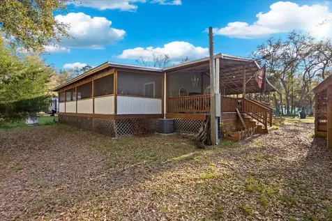 5850 NW 50th Street Bell FL 32619