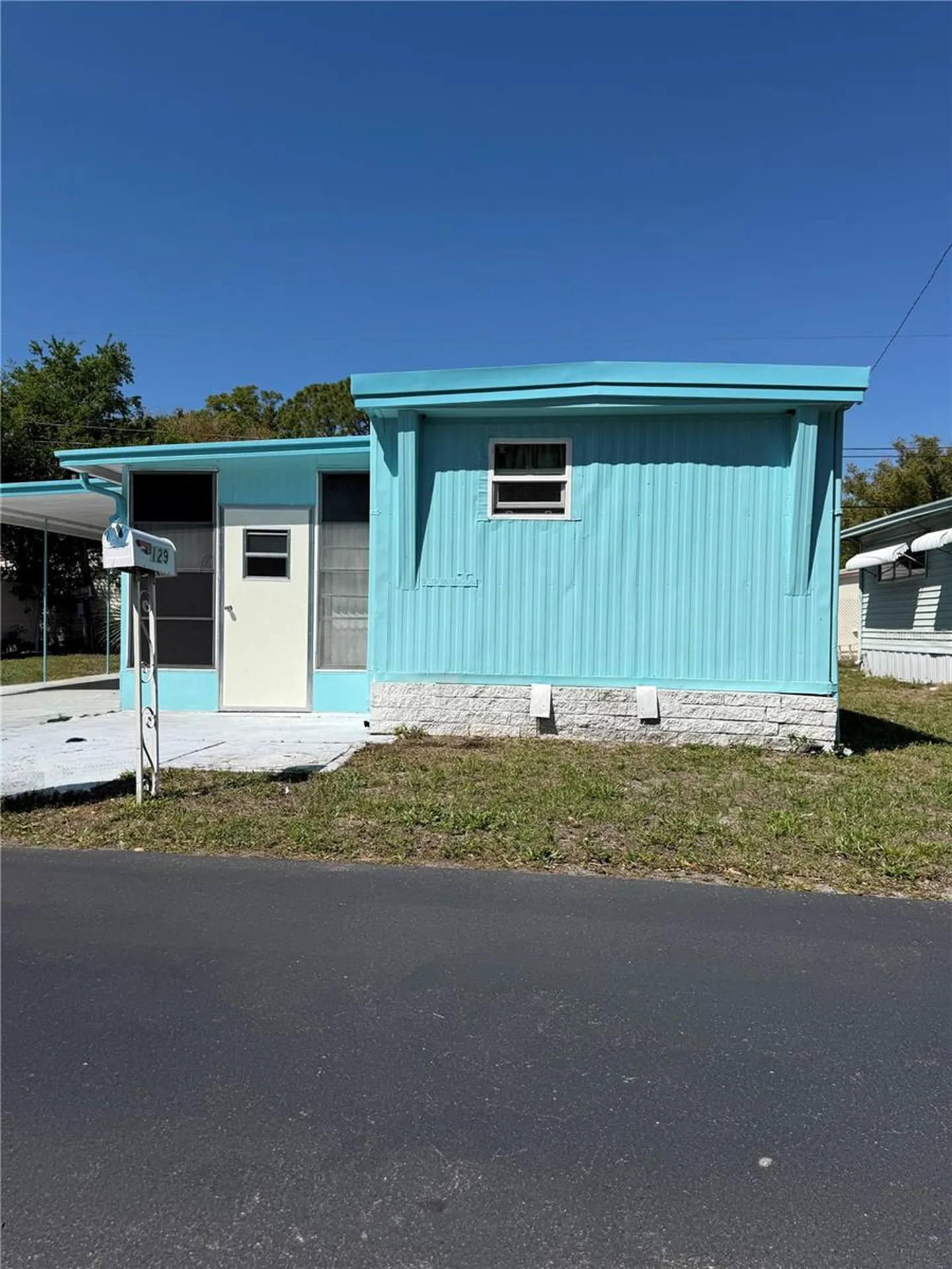 7803 46th Avenue N St Petersburg FL 33709