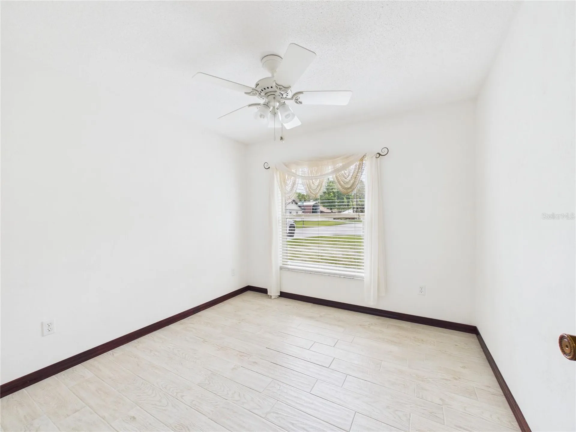 632 Cherokee Lane Daytona Beach FL 32117