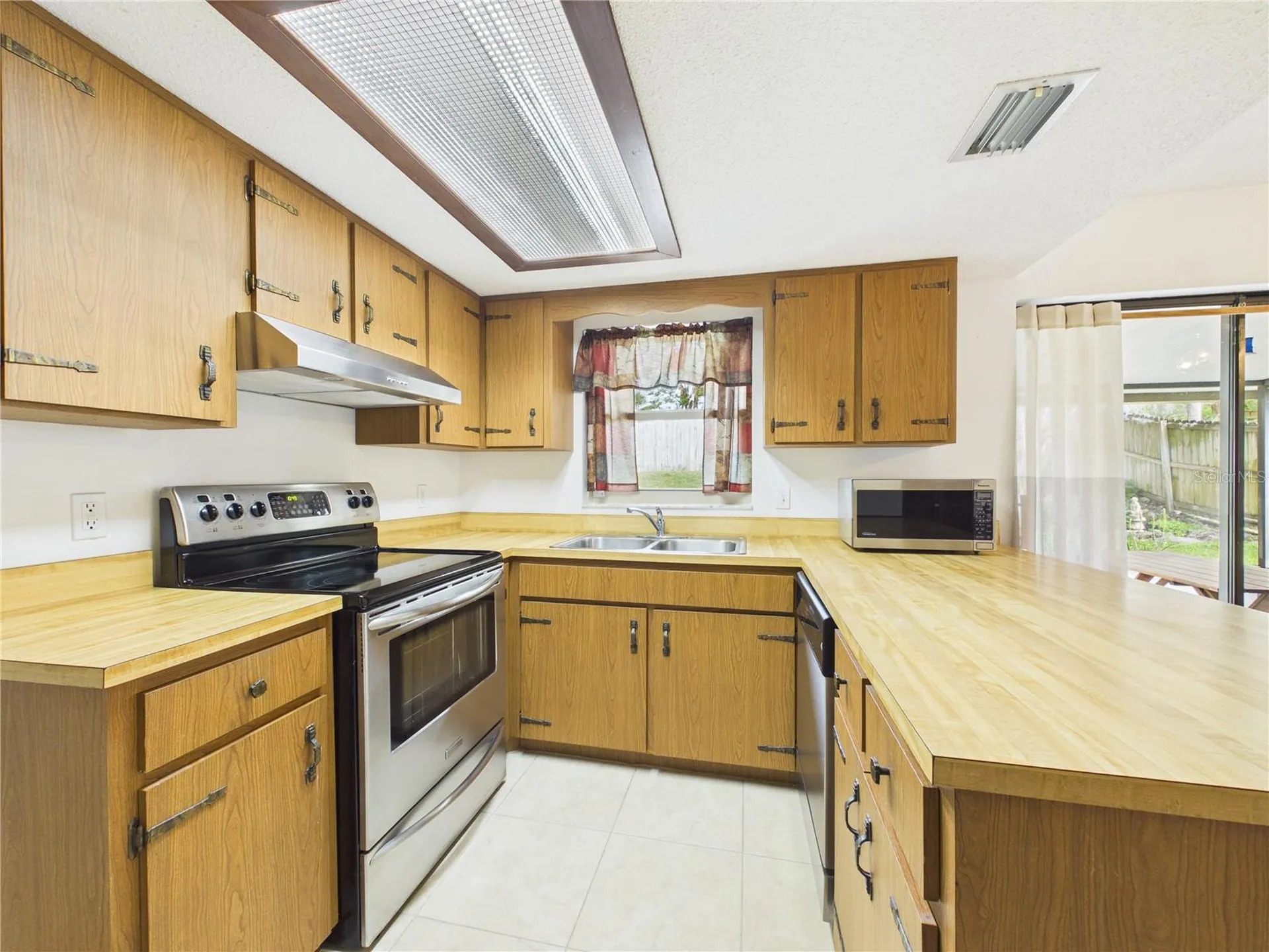 632 Cherokee Lane Daytona Beach FL 32117