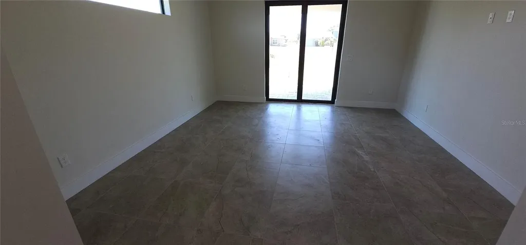 3008 NW 41st Avenue Cape Coral FL 33993