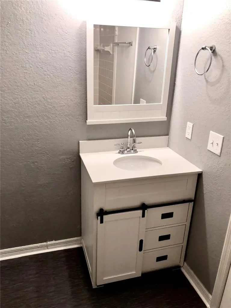 1037 S Hiawassee Road Orlando FL 32835