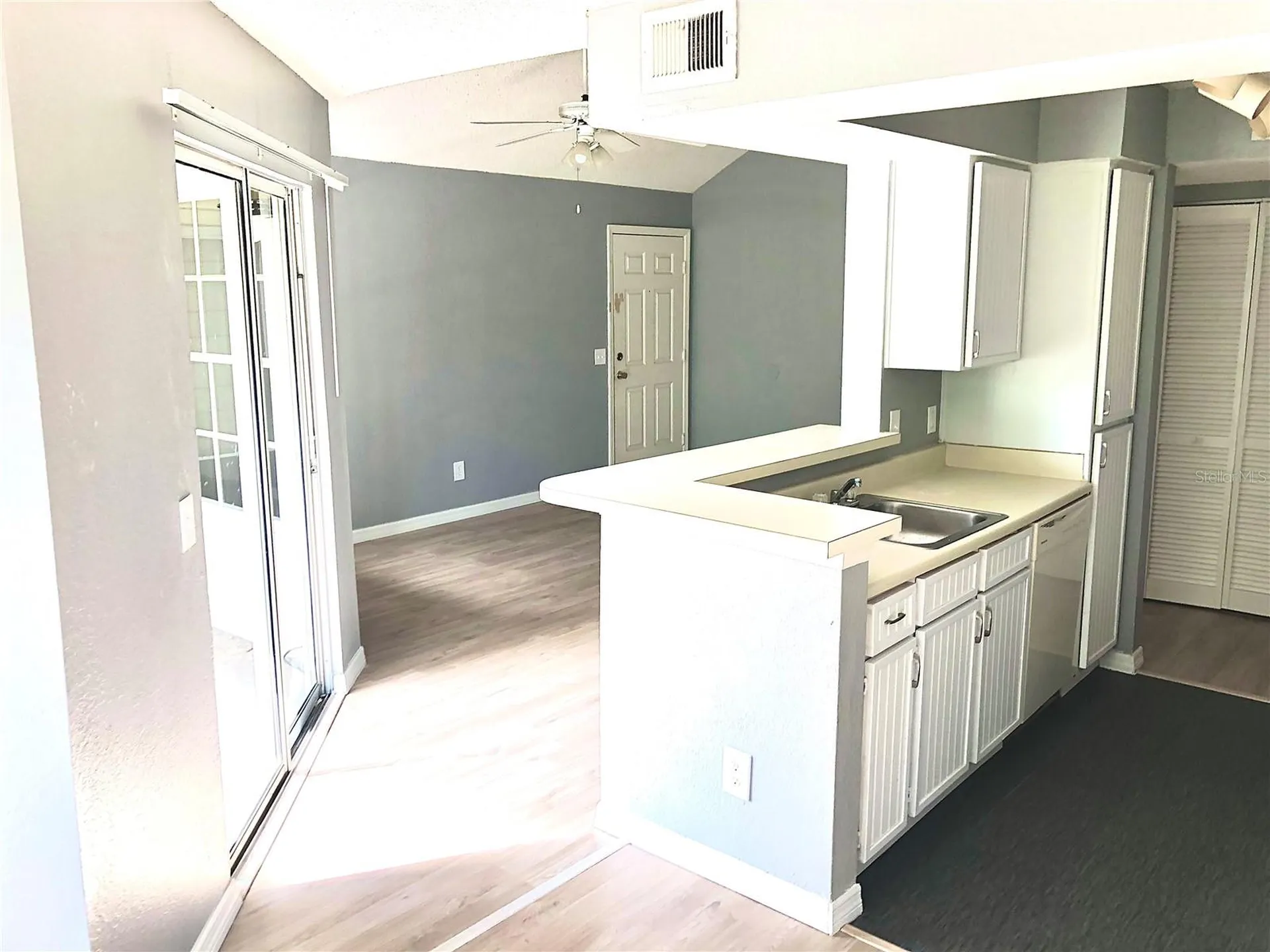 1037 S Hiawassee Road Orlando FL 32835
