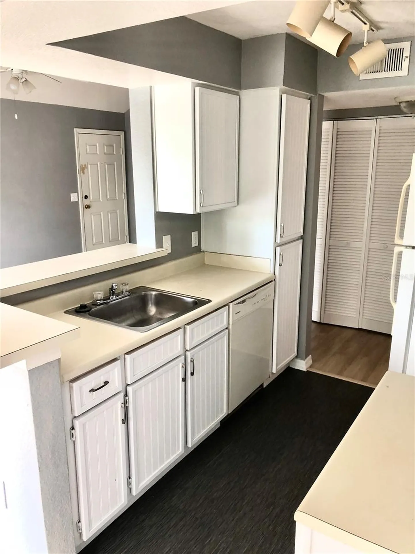 1037 S Hiawassee Road Orlando FL 32835