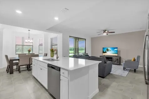 18028 Gawthrop Drive Bradenton FL 34211