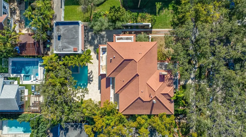 908 S Dakota Avenue Tampa FL 33606