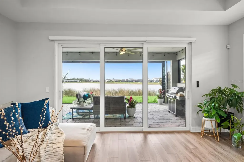 997 Crosswind Avenue Sarasota FL 34240