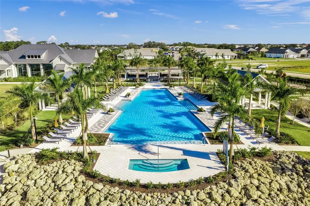 997 Crosswind Avenue Sarasota FL 34240