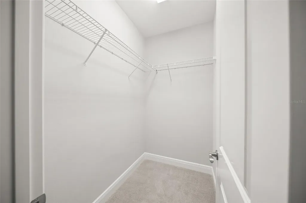 997 Crosswind Avenue Sarasota FL 34240