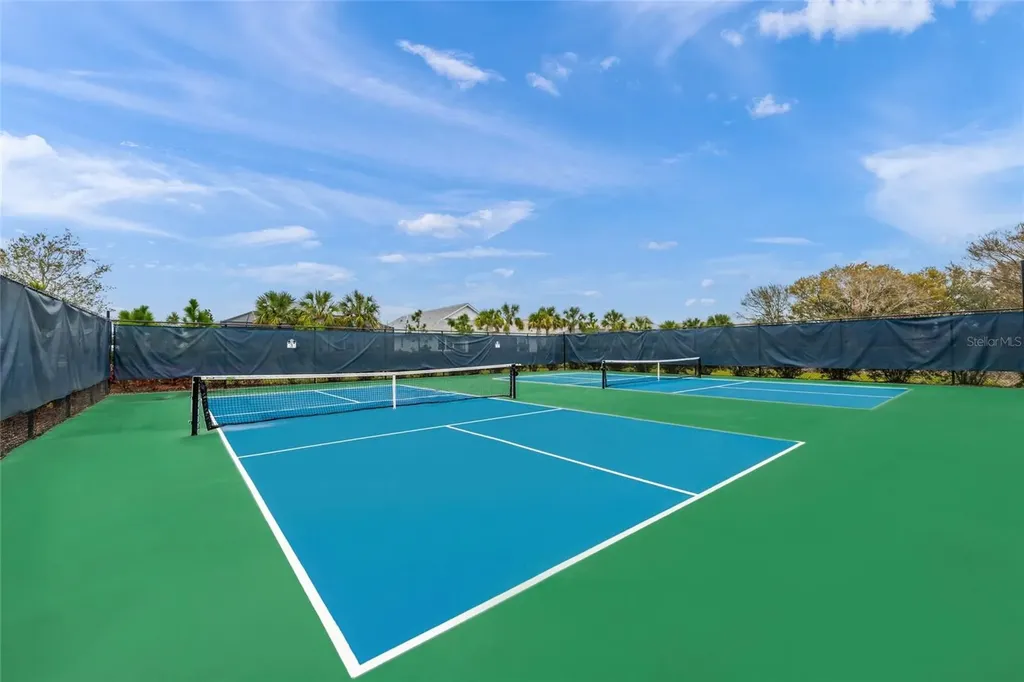 997 Crosswind Avenue Sarasota FL 34240