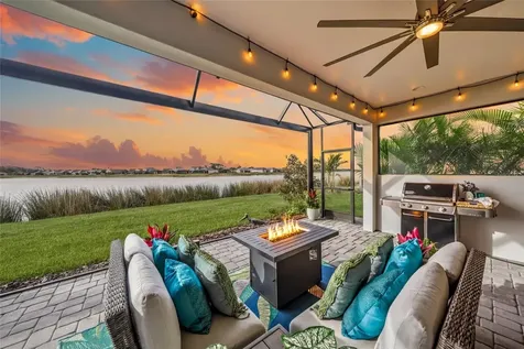 997 Crosswind Avenue Sarasota FL 34240