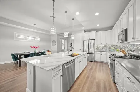 997 Crosswind Avenue Sarasota FL 34240