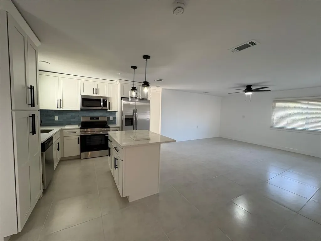 800 Saint Petersburg Drive W Oldsmar FL 34677