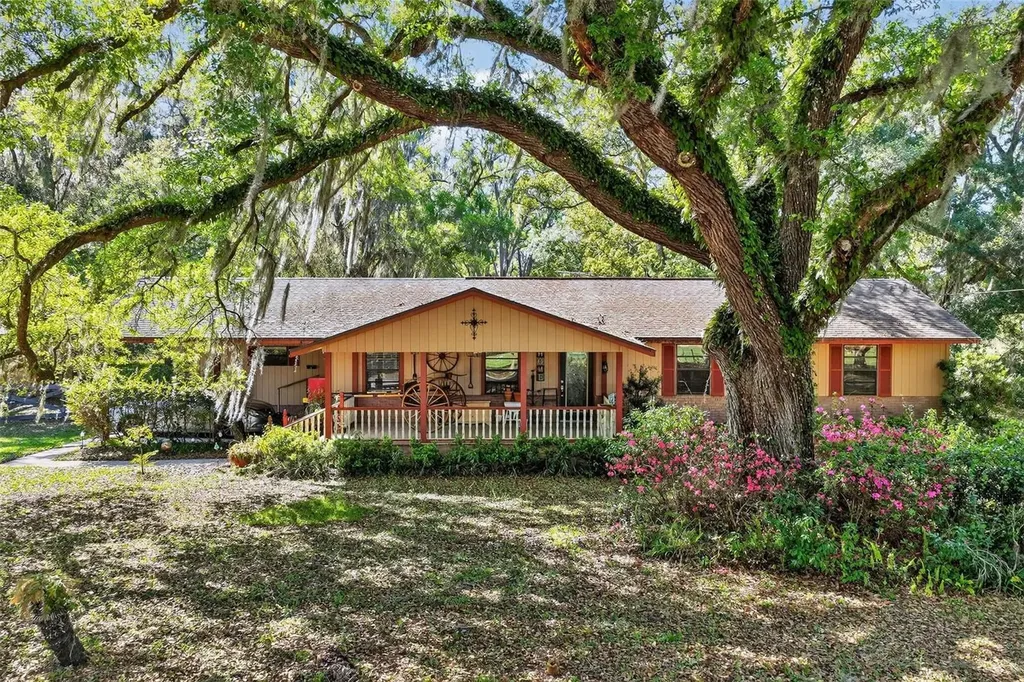 14370 Co Road 751 Webster FL 33597