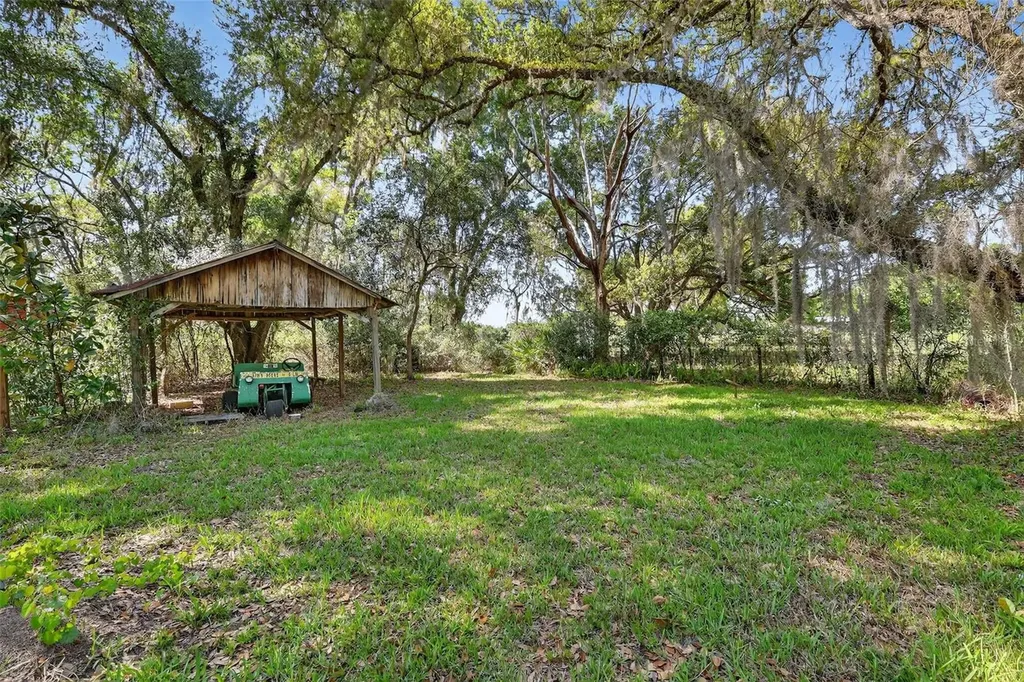 14370 Co Road 751 Webster FL 33597