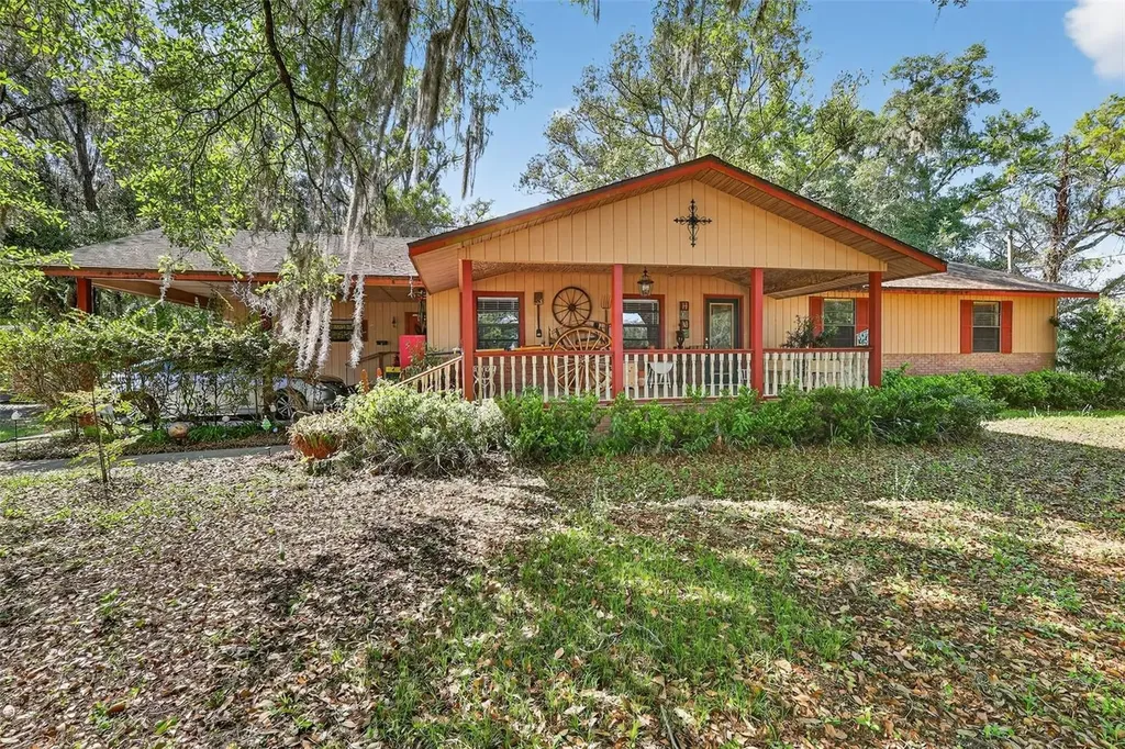 14370 Co Road 751 Webster FL 33597