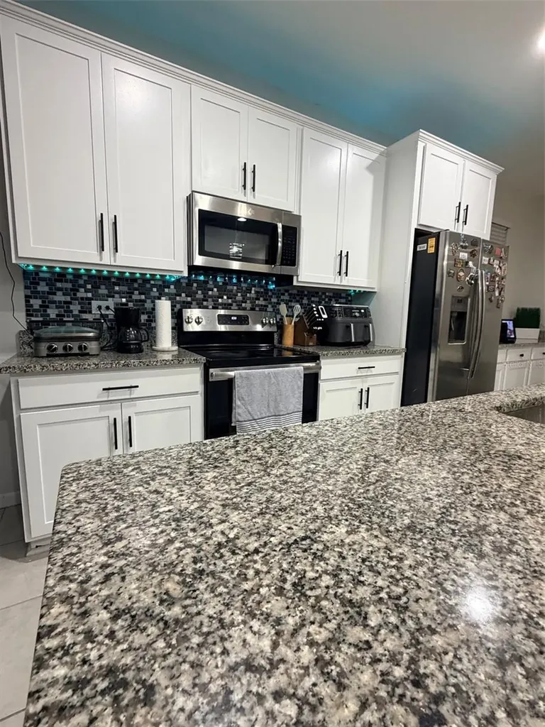 5684 Western Sun Drive St Cloud FL 34771