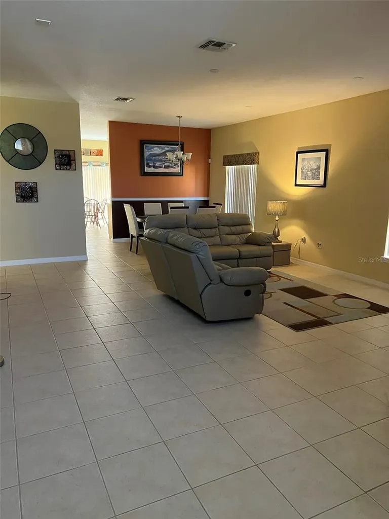948 Hacienda Circle Kissimmee FL 34741