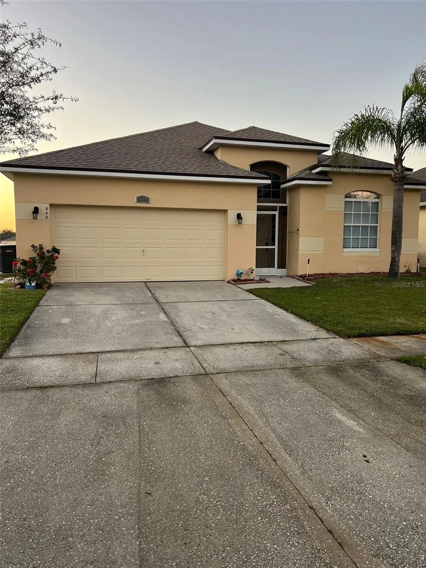 948 Hacienda Circle Kissimmee FL 34741