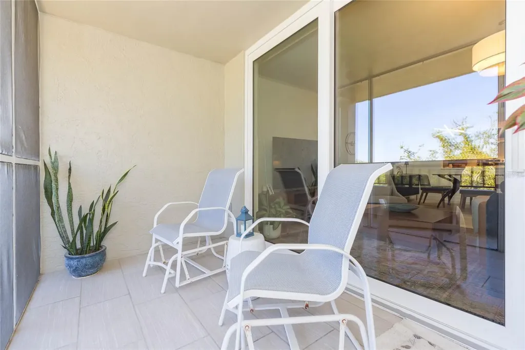 2333 Feather Sound Drive Clearwater FL 33762