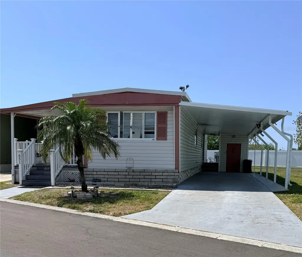 651 54th Lane S Gulfport FL 33707