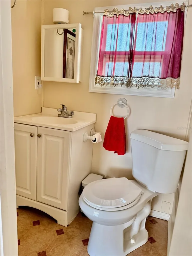 651 54th Lane S Gulfport FL 33707