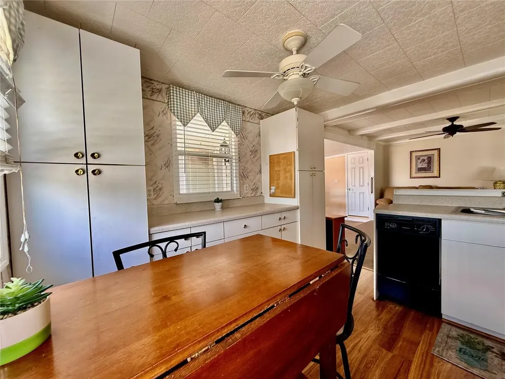 651 54th Lane S Gulfport FL 33707